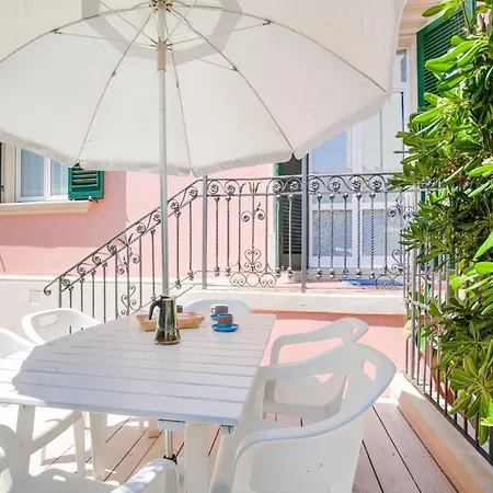 Elegant In With A Sea View San Vincenzo