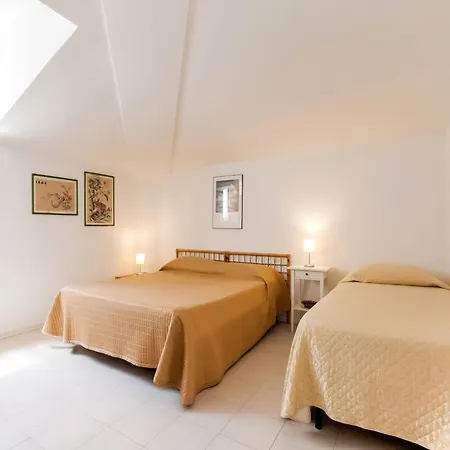 Elegant In With A Sea View Apartment *
