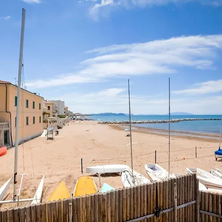 Elegant In With A Sea View Apartment San Vincenzo