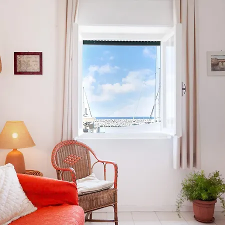 Apartment Elegant In With A Sea View San Vincenzo